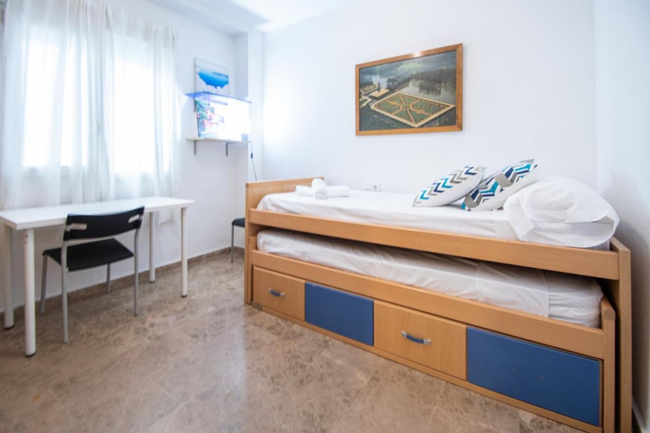 El Anteojo De Apartamento Cádis