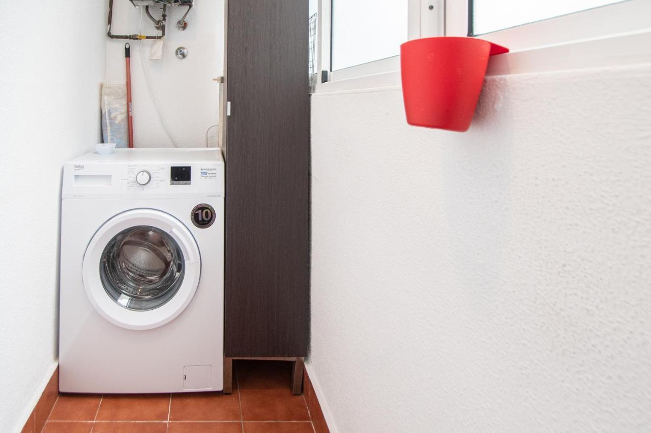 El Anteojo De Apartamento Cádis