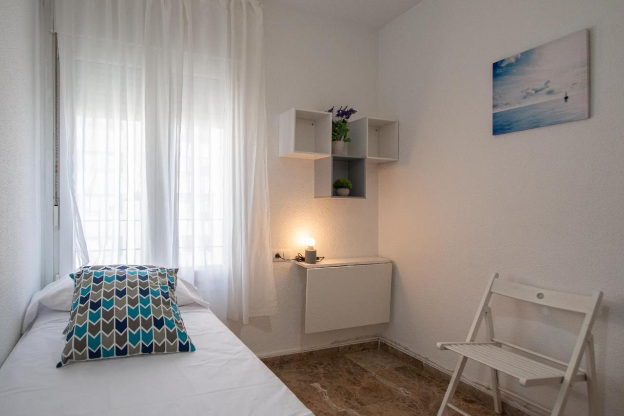 El Anteojo De Apartamento *